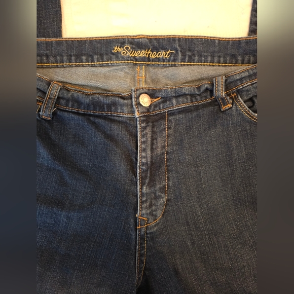 Old Navy Plus Size Jeans - Picture 4 of 5